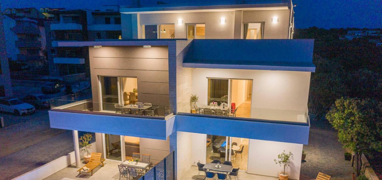Villa Eni apartments 2 Mandre Esterno foto